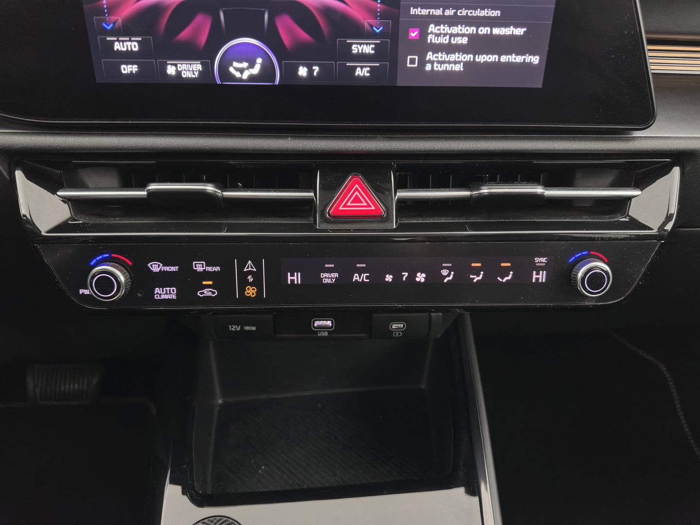 Kia Niro 1.6 GDi Hybrid DynamicPlusLine (INCL.BTW) Aut. *PANO | LEATHER | DIGI-COCKPIT | NAVI-FULLMAP | DAB | ADAPTIVE-CRUISE | CAMERA | HEATED-COMFORTSEATS | KEYLESS | PRIVACYGLASS | SHIFTPADDLES | CARPLAY |  HEAD-UP | ...