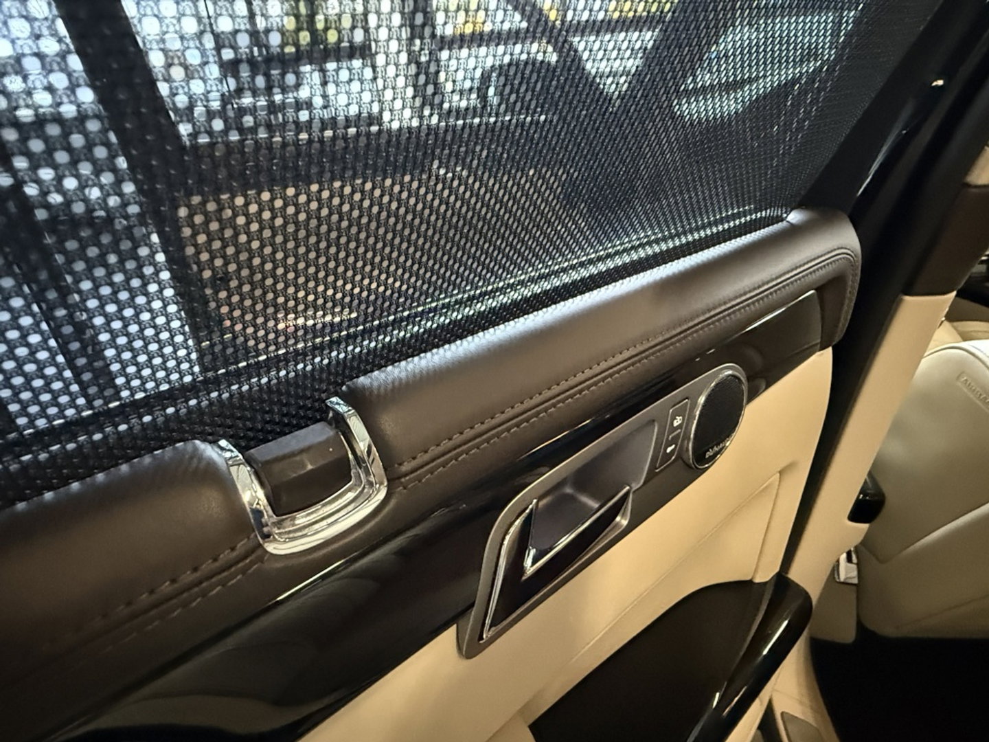 Volkswagen Phaeton 4.2 V8 335PK 4p. Lang VIP Exclusive / Highline / LED