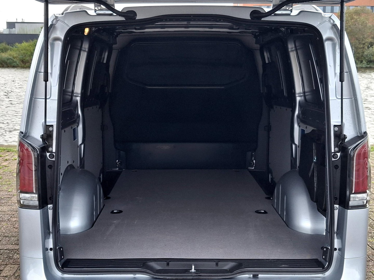 Mercedes-Benz Vito 116 CDI L2 Pro | 2x SCHUIFDEUR | LED | LEDER | LUXE UITVOERING | CARPLAY | CAMERA | TREKHAAK