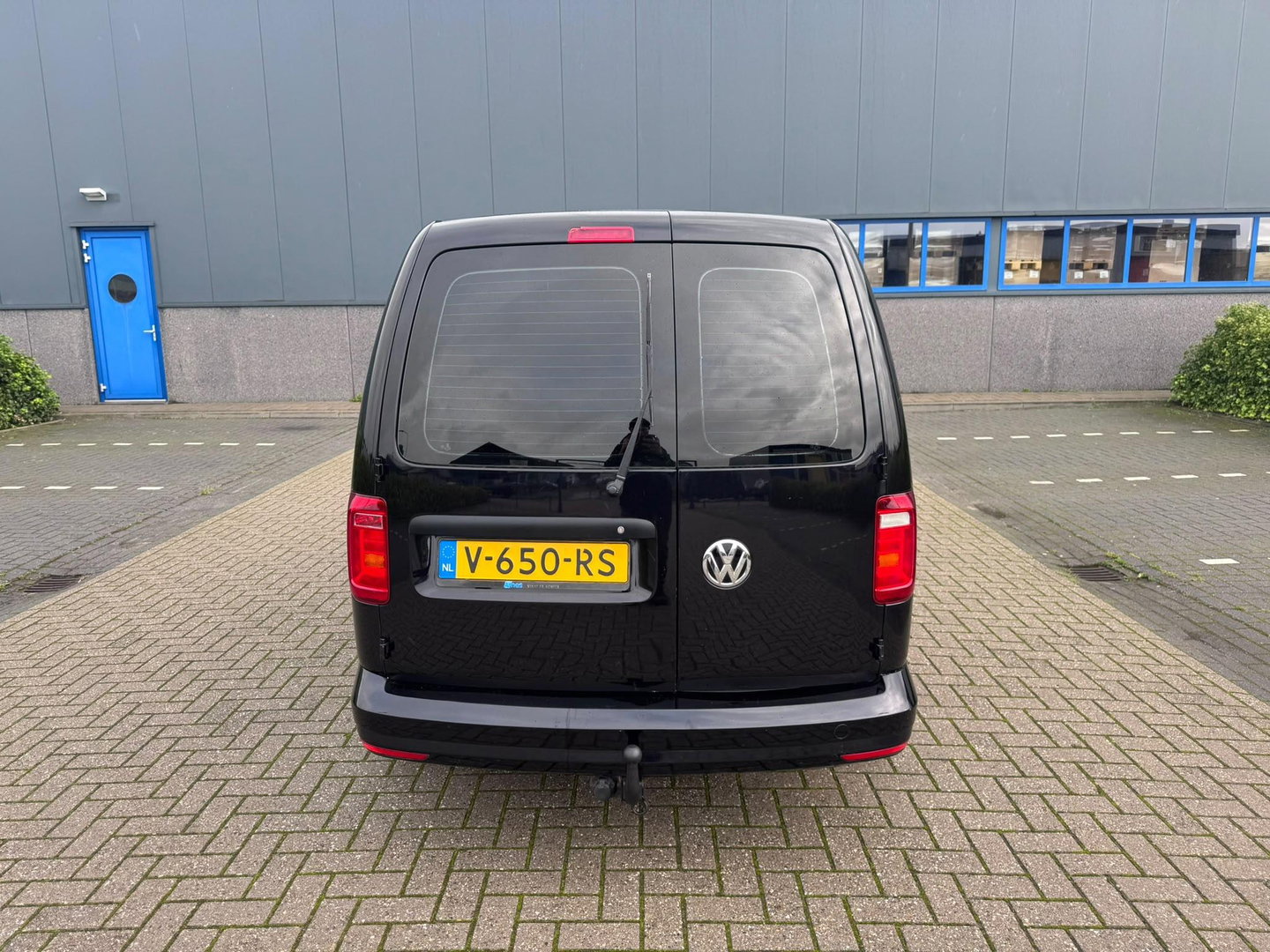 Volkswagen Caddy 2.0 TDI L2 Maxi EURO6 Leer Airco Cruise ZWART LM