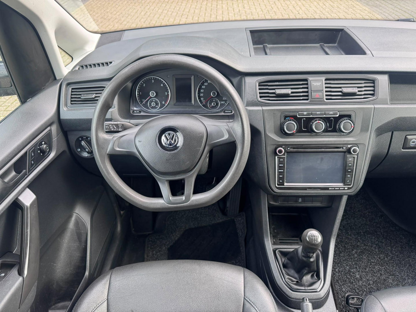 Volkswagen Caddy 2.0 TDI L2 Maxi EURO6 Leer Airco Cruise ZWART LM