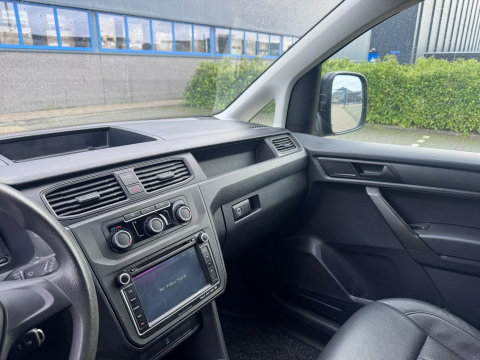 Volkswagen Caddy 2.0 TDI L2 Maxi EURO6 Leer Airco Cruise ZWART LM