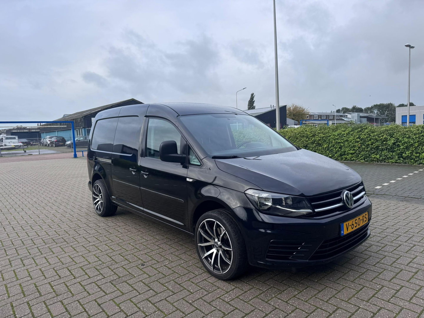 Volkswagen Caddy 2.0 TDI L2 Maxi EURO6 Leer Airco Cruise ZWART LM