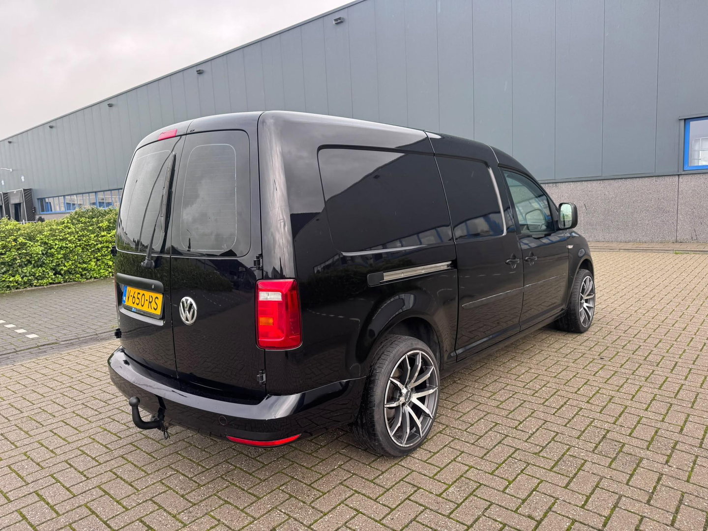 Volkswagen Caddy 2.0 TDI L2 Maxi EURO6 Leer Airco Cruise ZWART LM