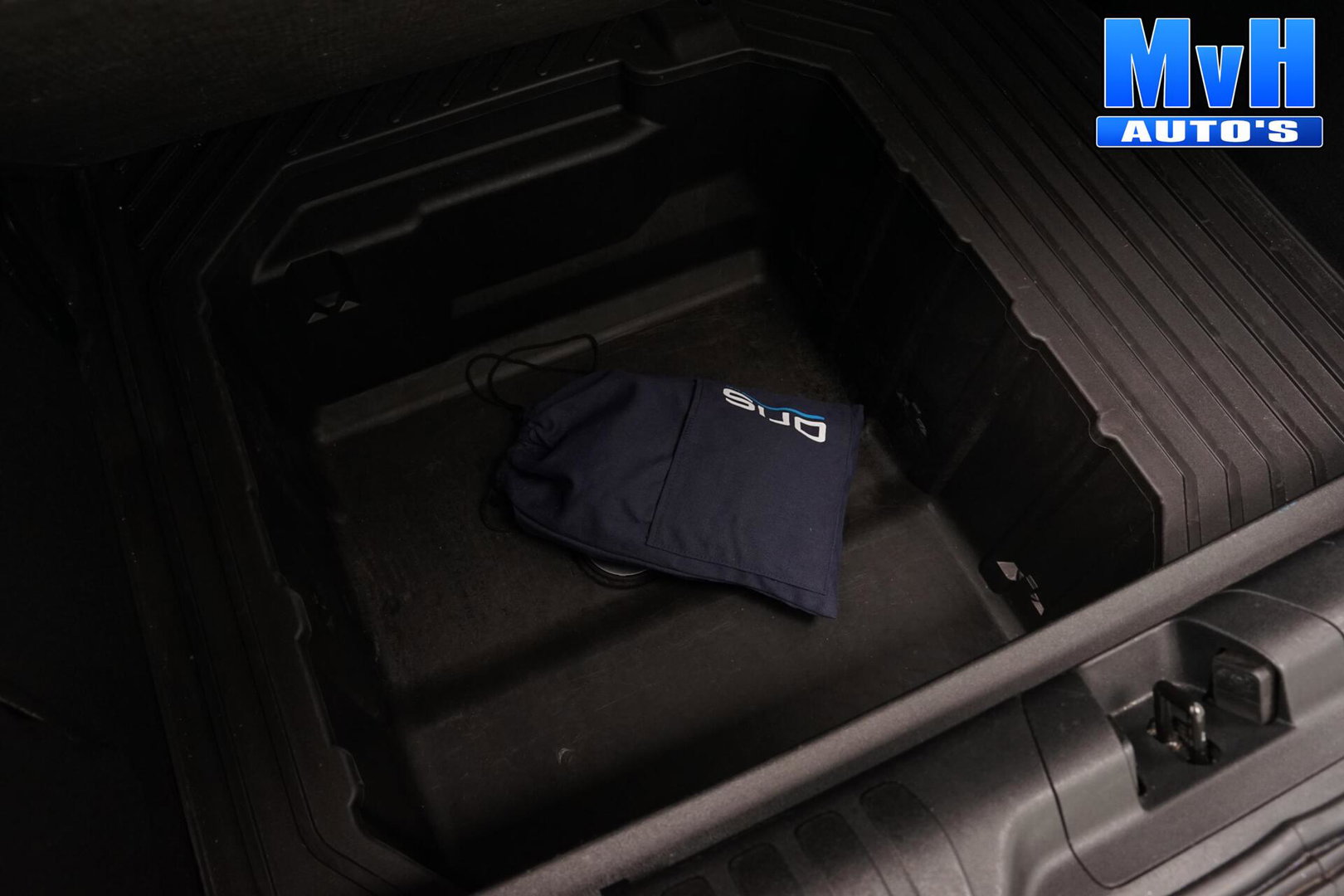 Ford Puma 1.0 EcoBoost Hybrid ST-Line X|B&O|LED|CAMERA|TREKH