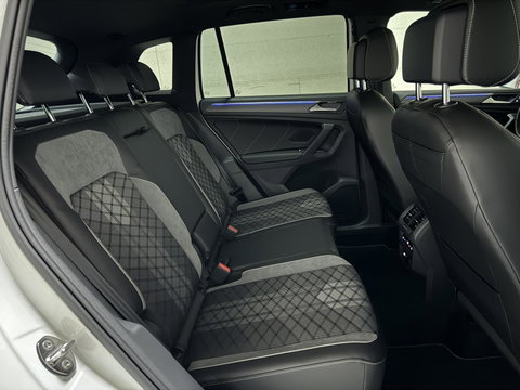 Volkswagen Tiguan 1.4 TSI eHybrid R-Line Black Style Pano HUD 360º Carplay
