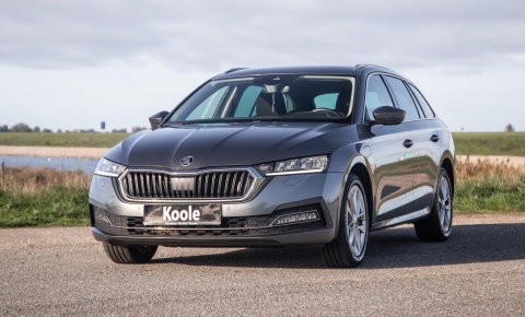 Škoda Octavia Combi 1.4 TSI iV PHEV Business Edition AIRCO / CRUISE CONTROLE / 204 PK / STOELVERWAMRING / NAVI /  CARPLAY / CAMERA