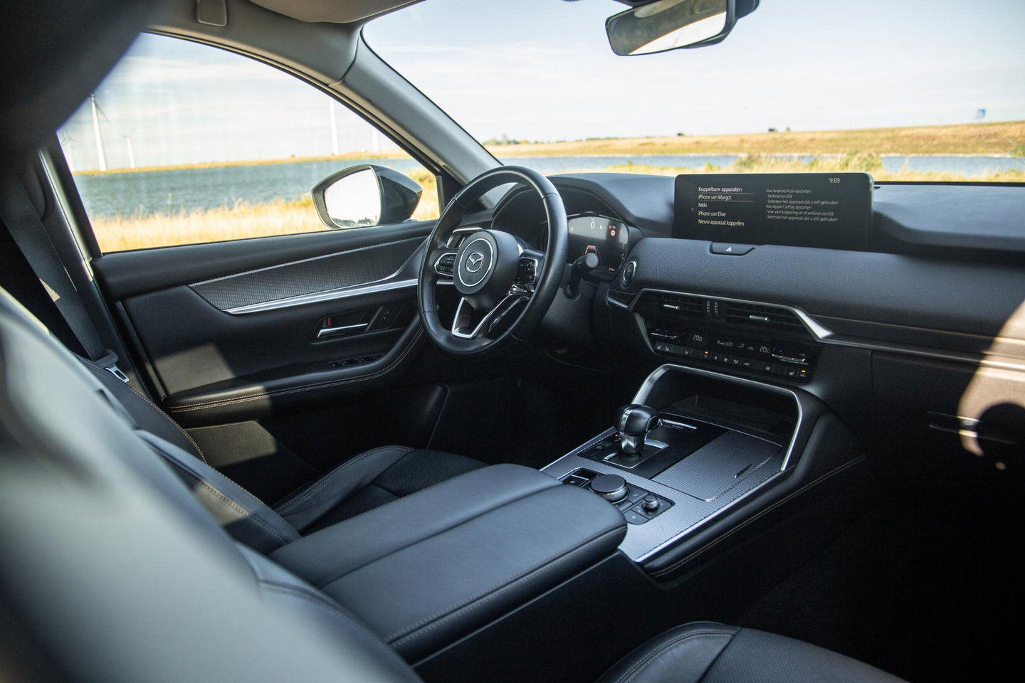 Mazda CX-60 2.5 e-SkyActiv PHEV Homura PANORAMA / TREKHAAK / 360 CAMERA / STOELVERWARMING + KOELING / CARPLAY / ADAPTIVE CRUISE