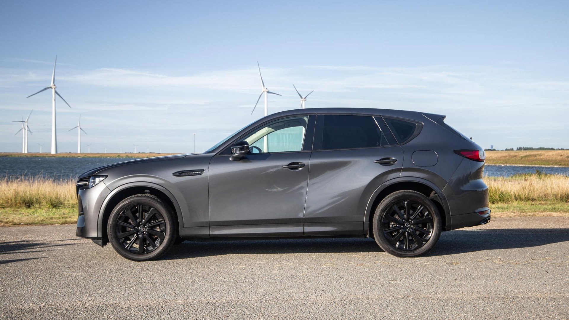 Mazda CX-60 2.5 e-SkyActiv PHEV Homura PANORAMA / TREKHAAK / 360 CAMERA / STOELVERWARMING + KOELING / CARPLAY / ADAPTIVE CRUISE