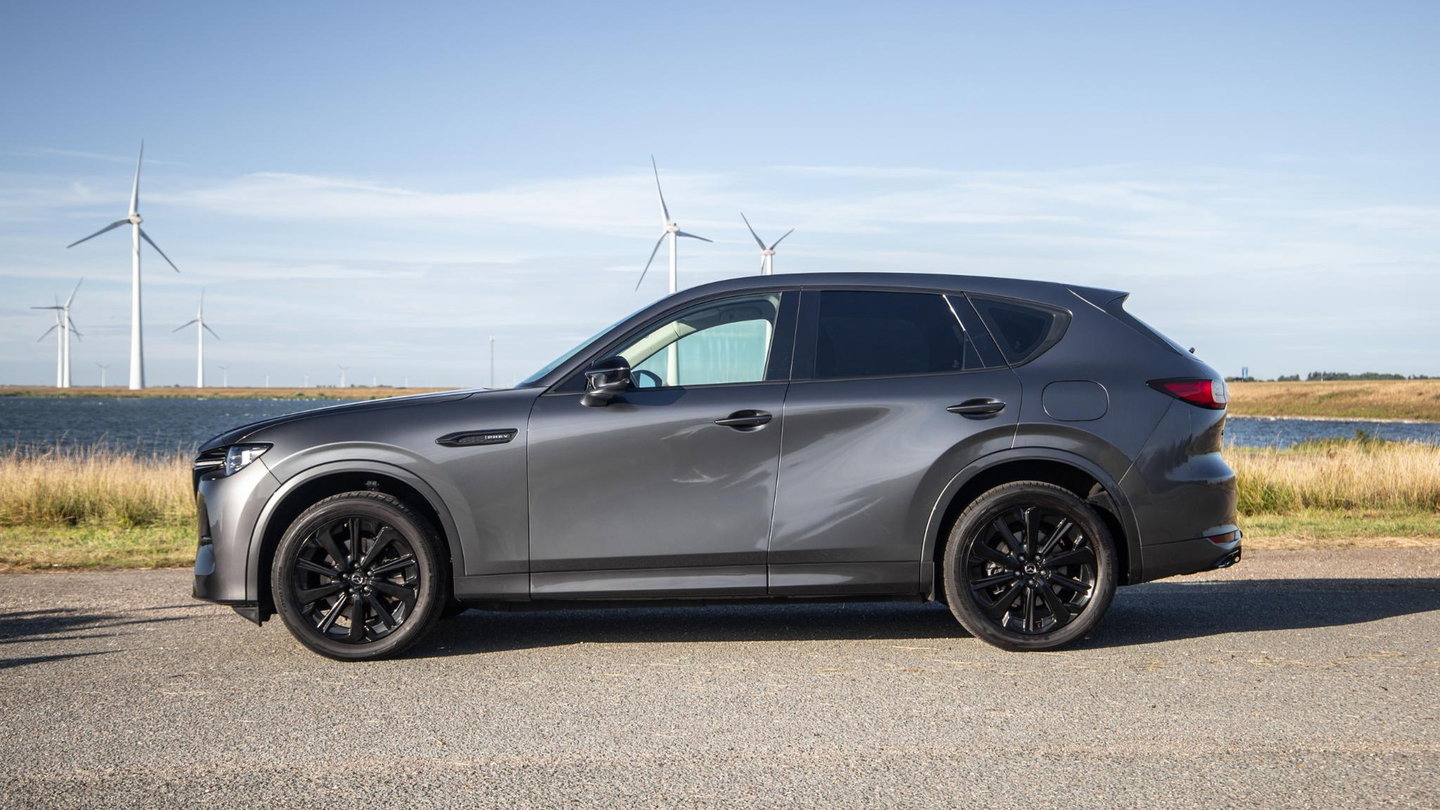 Mazda CX-60 2.5 e-SkyActiv PHEV Homura PANORAMA / TREKHAAK / 360 CAMERA / STOELVERWARMING + KOELING / CARPLAY / ADAPTIVE CRUISE