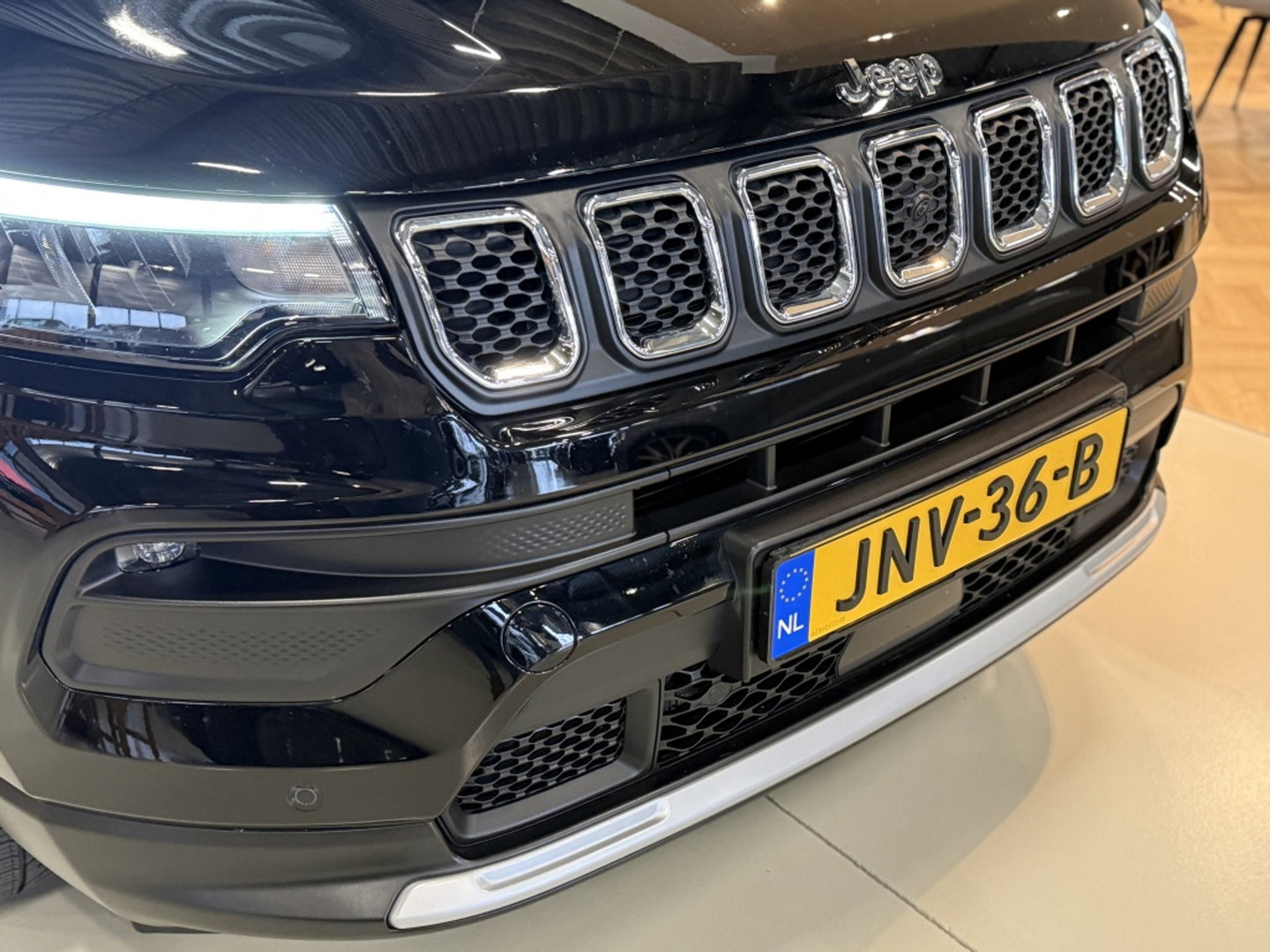 Jeep Compass 1.5T e-Hybrid automaat Ltd. / 2024 / LED / 360°