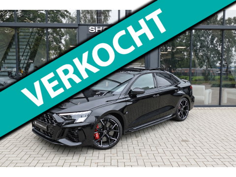 Audi RS3 Limousine 2.5 TFSI RS 3 quattro PANO KERAMISCH CARBON