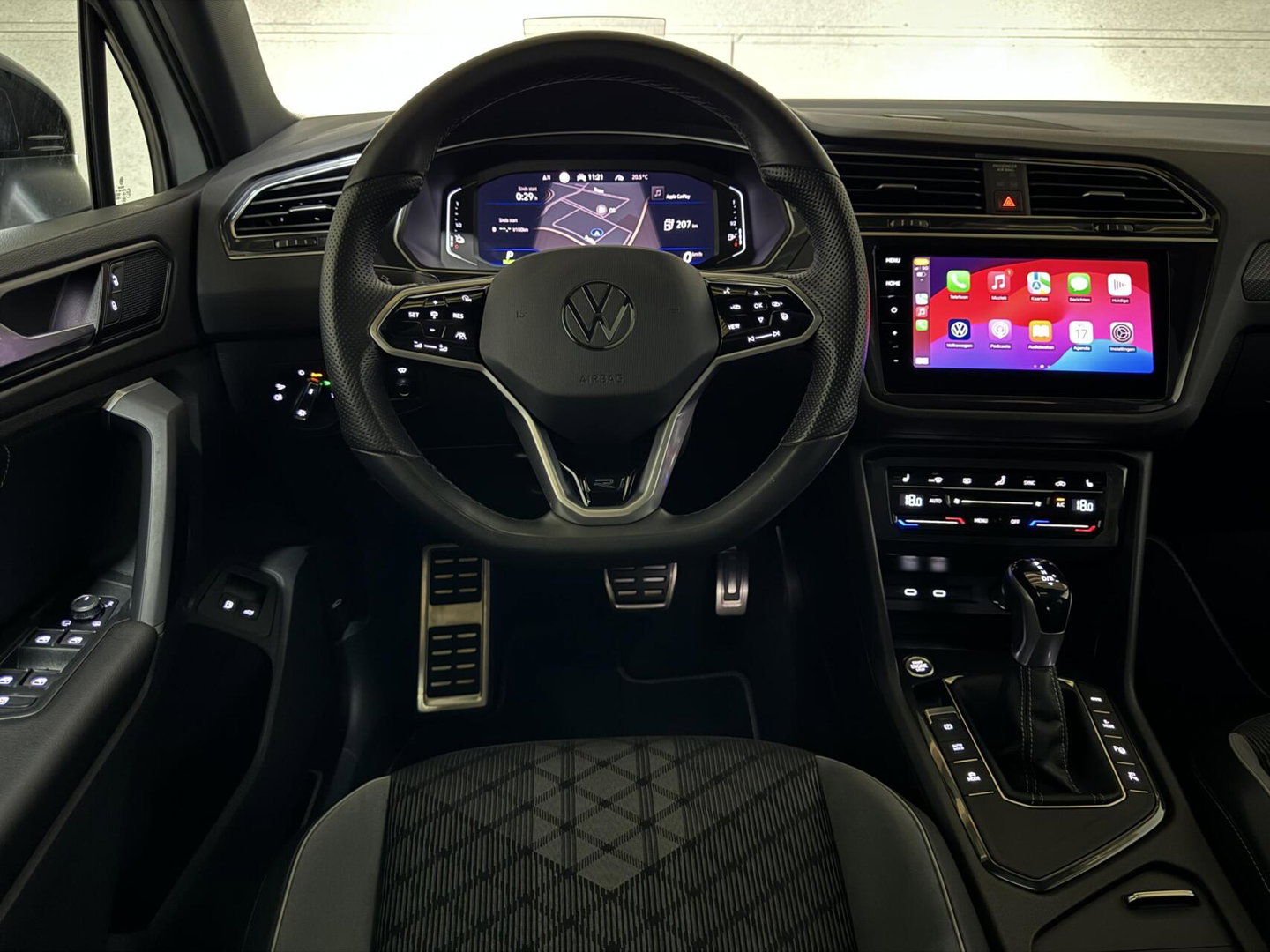 Volkswagen Tiguan 1.4 TSI eHybrid R-Line Black Style Pano HUD 360º Carplay