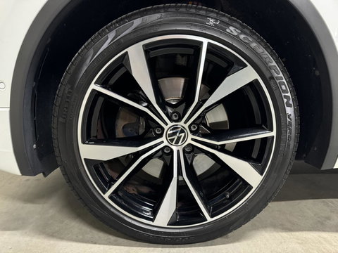 Volkswagen Tiguan 1.4 TSI eHybrid R-Line Black Style Pano HUD 360º Carplay