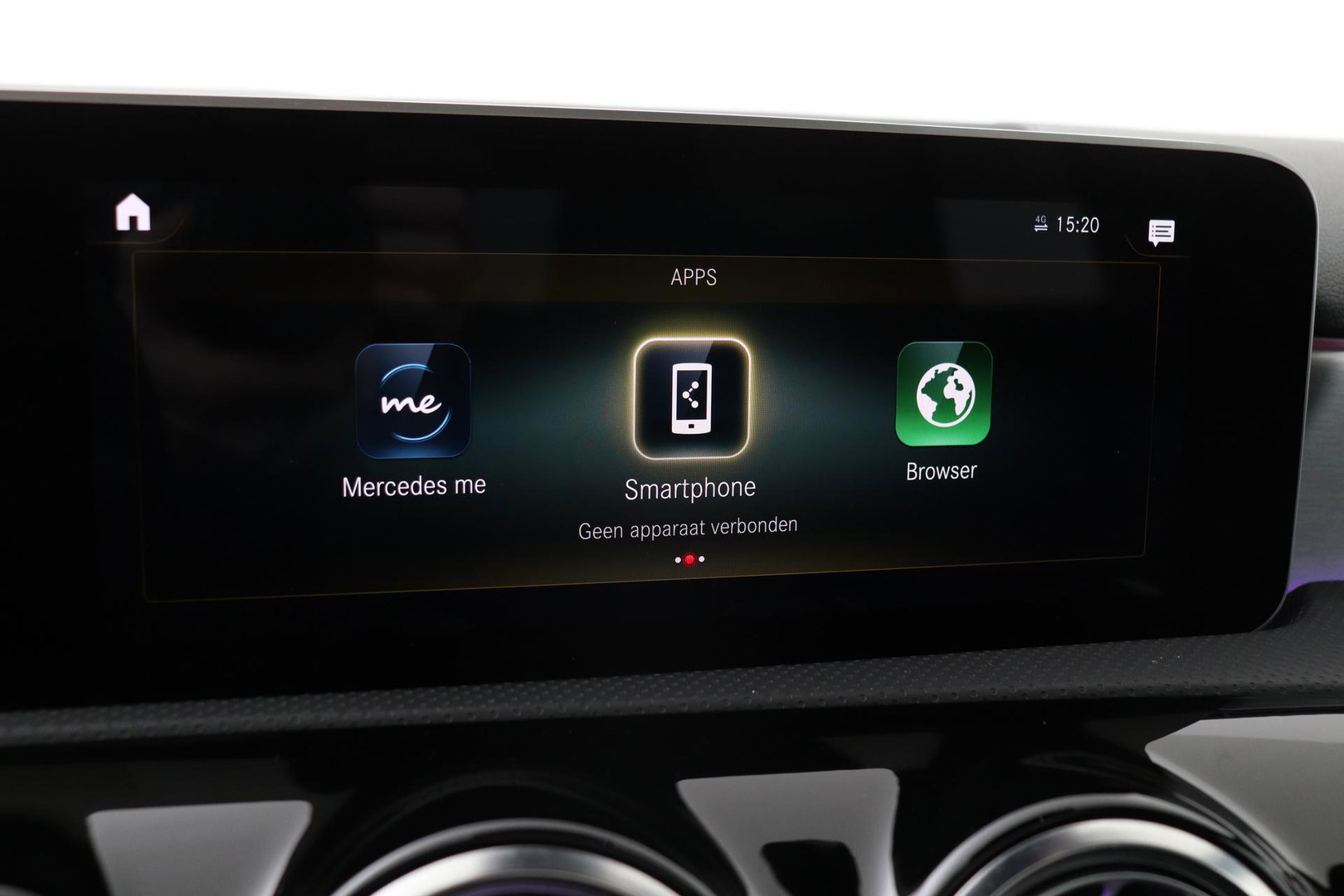 Mercedes-Benz A-Klasse 180 Business Solution AMG | Panoramadak | Nightpakket | Keyless | Memory | Camera | Stoelverwarming | 18 Inch