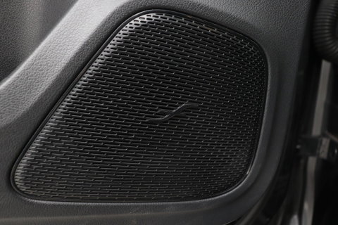 Mercedes-Benz A-Klasse 180 Business Solution AMG | Panoramadak | Nightpakket | Keyless | Memory | Camera | Stoelverwarming | 18 Inch