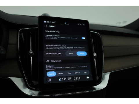 Volvo XC90 2.0 T8 Plus Dark | Luchtvering |  Pano-dak | B&W Audio | Trekhaak | 360 camera |