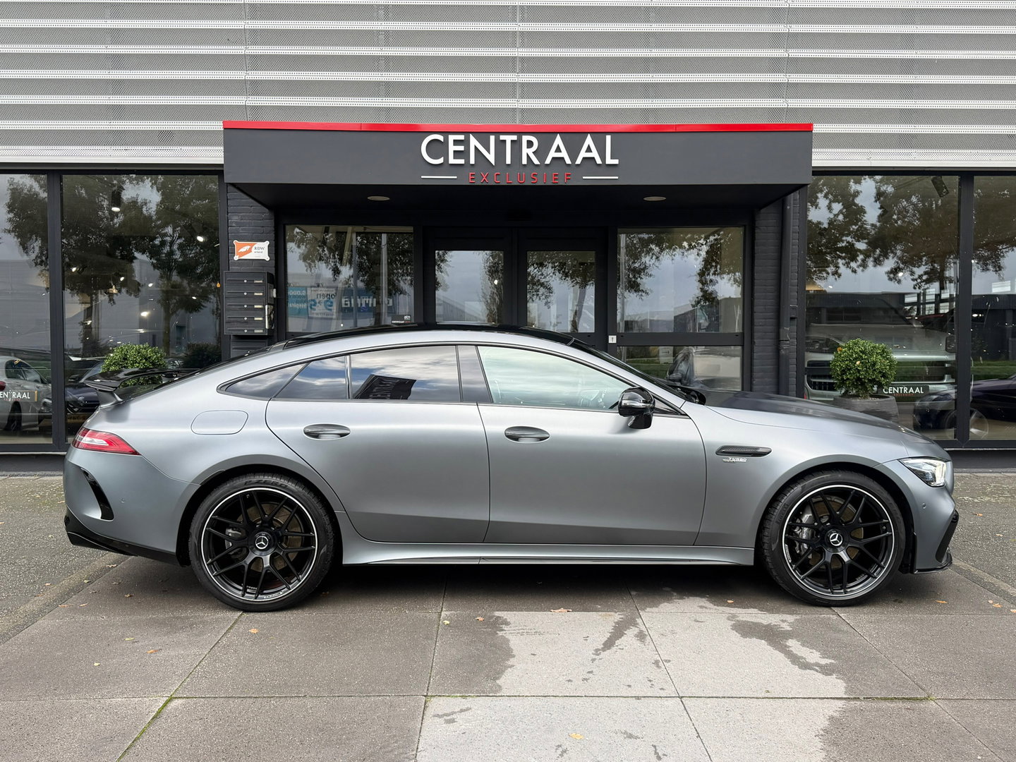 Mercedes-Benz AMG GT 4-Door Coupe AMG 43 4MATIC+ Pano|Keyless|Burmester|AMG Ride Control|360Camera|Carplay|370PK