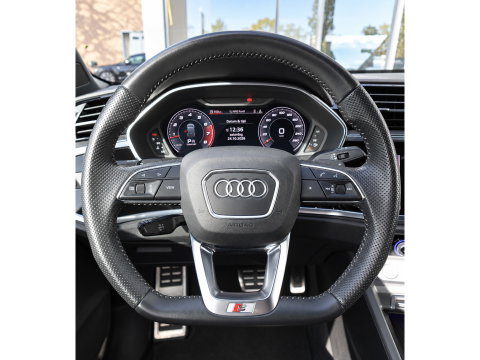 Audi Q3 35 TFSI S Line KEYLESS SFEER CAM'