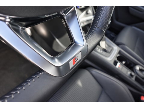 Audi Q3 35 TFSI S Line KEYLESS SFEER CAM'