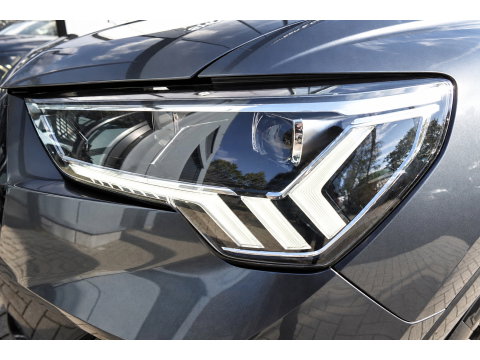 Audi Q3 35 TFSI S Line KEYLESS SFEER CAM'