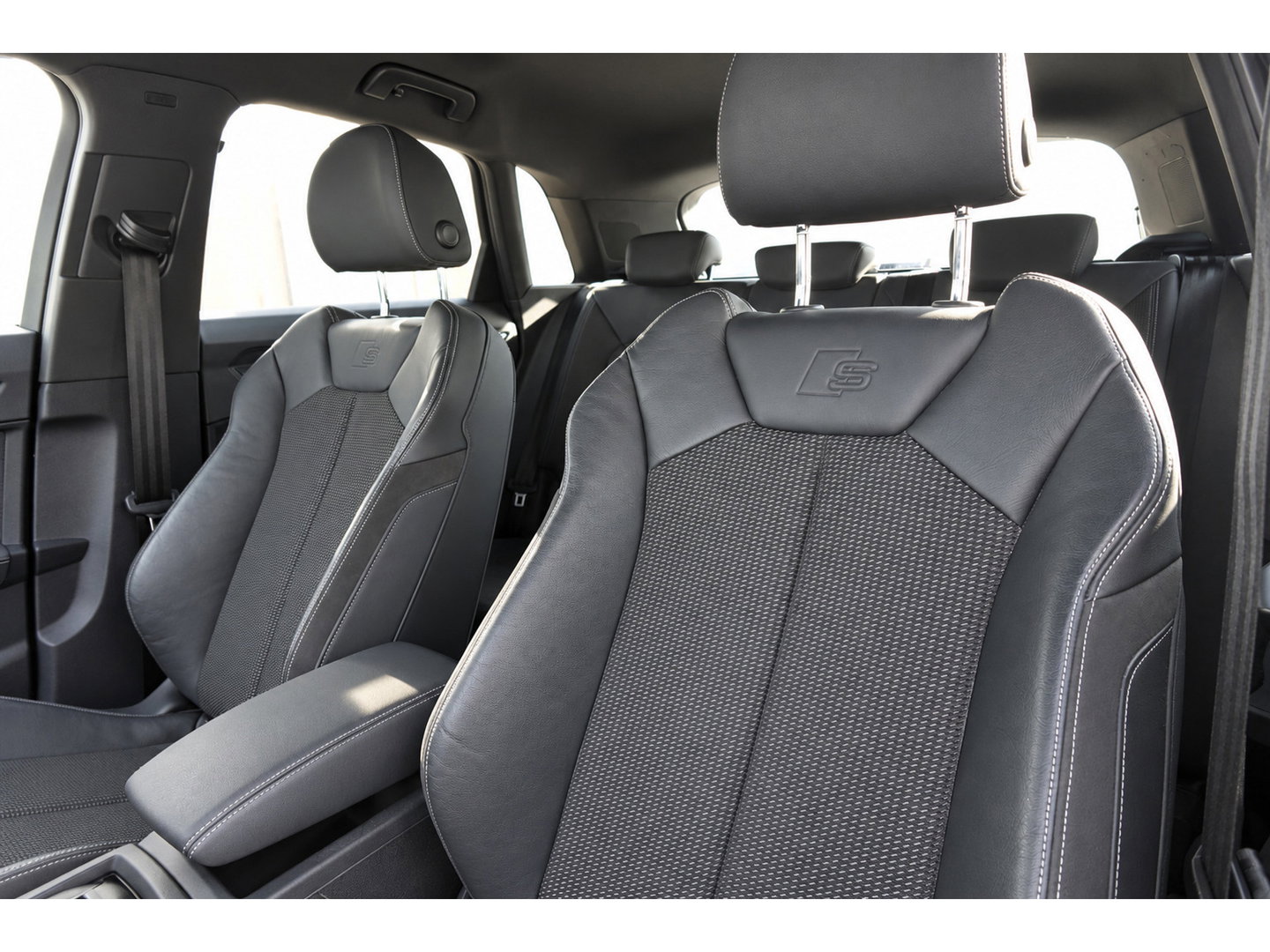 Audi Q3 35 TFSI S Line KEYLESS SFEER CAM'