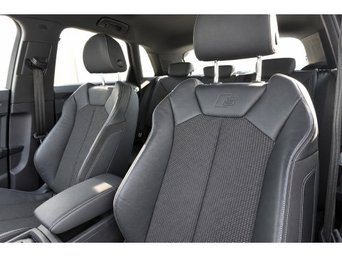 Audi Q3 35 TFSI S Line KEYLESS SFEER CAM'