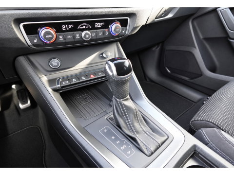 Audi Q3 35 TFSI S Line KEYLESS SFEER CAM'