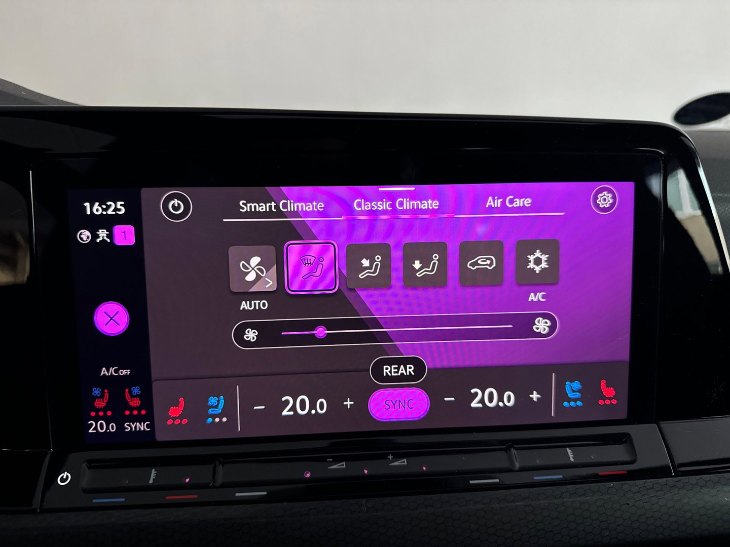 Volkswagen Golf 2.0 TSI GTI Pano|HuD|Volleder|Memory|Stoelventilatie