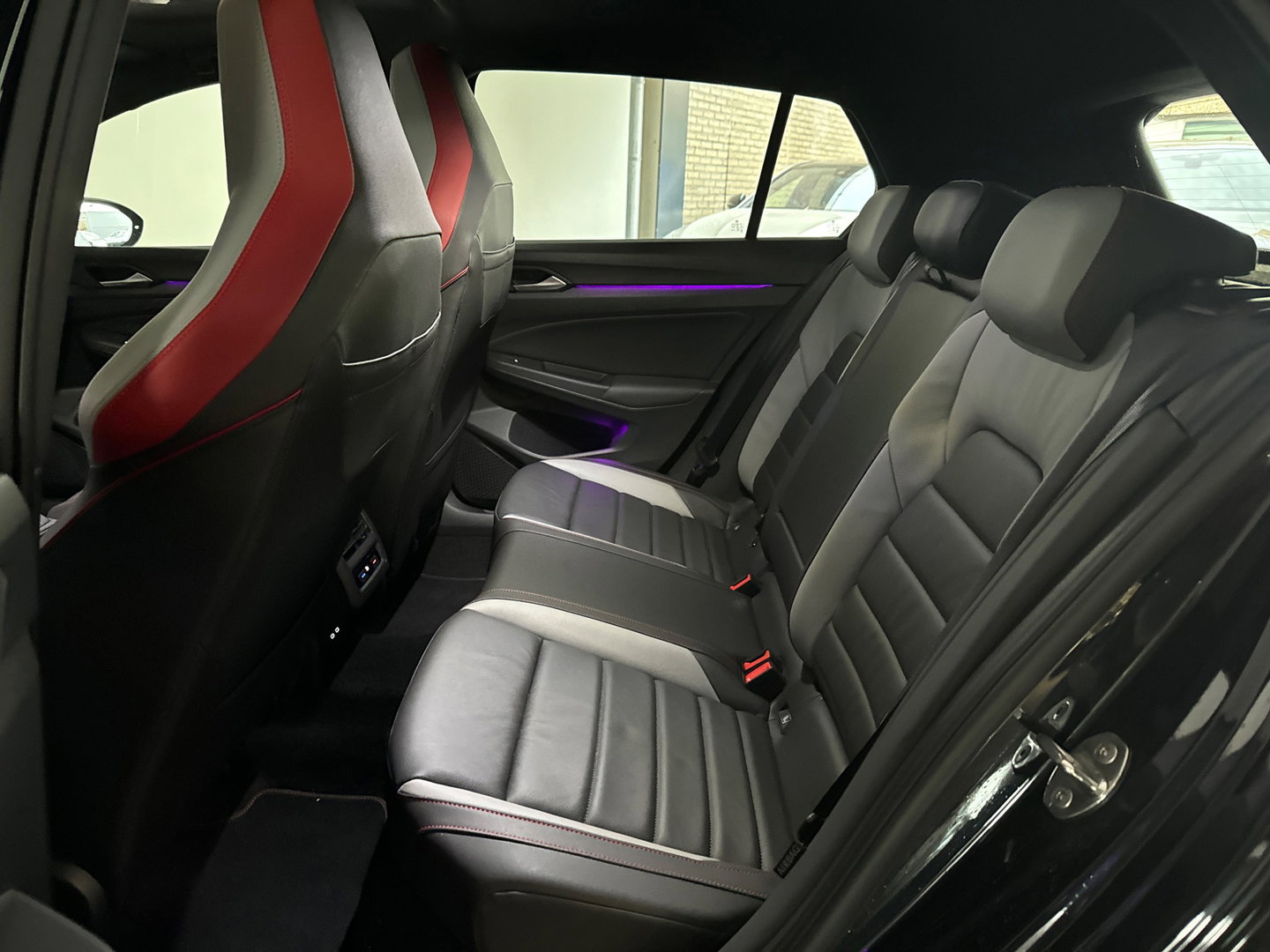 Volkswagen Golf 2.0 TSI GTI Pano|HuD|Volleder|Memory|Stoelventilatie