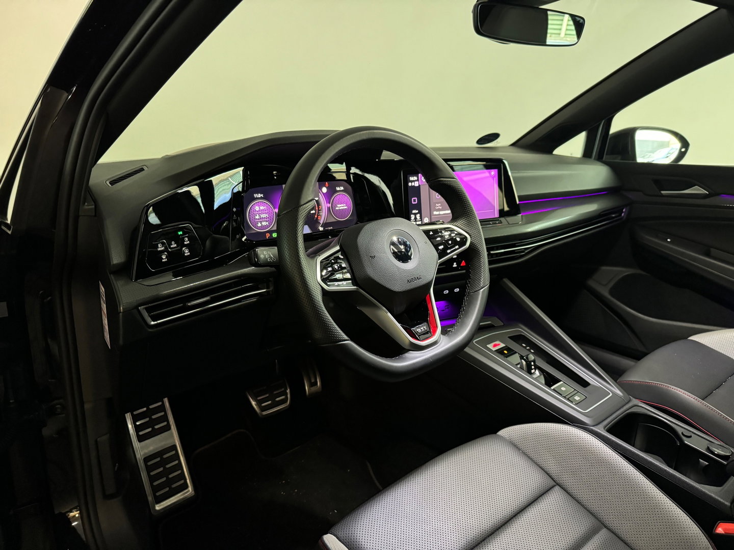 Volkswagen Golf 2.0 TSI GTI Pano|HuD|Volleder|Memory|Stoelventilatie