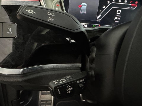 Audi RSQ3 Sportback 2.5 TFSI Pano|B&O|Keyless|Carbon|Sfeer|ACC