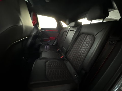 Audi RSQ3 Sportback 2.5 TFSI Pano|B&O|Keyless|Carbon|Sfeer|ACC