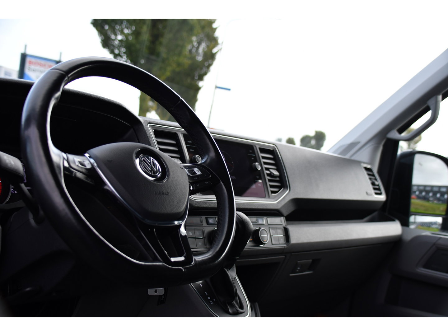 Volkswagen Crafter 35 2.0 TDI L3H3 4Motion PB Edition FULL Options! Adaptieve Cruise, Camera, LED, Carplay, 177pk, Automaat, Clima, 4x4, Stoelverwarming, Uniek!