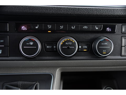 Volkswagen Crafter 35 2.0 TDI L3H3 4Motion PB Edition FULL Options! Adaptieve Cruise, Camera, LED, Carplay, 177pk, Automaat, Clima, 4x4, Stoelverwarming, Uniek!