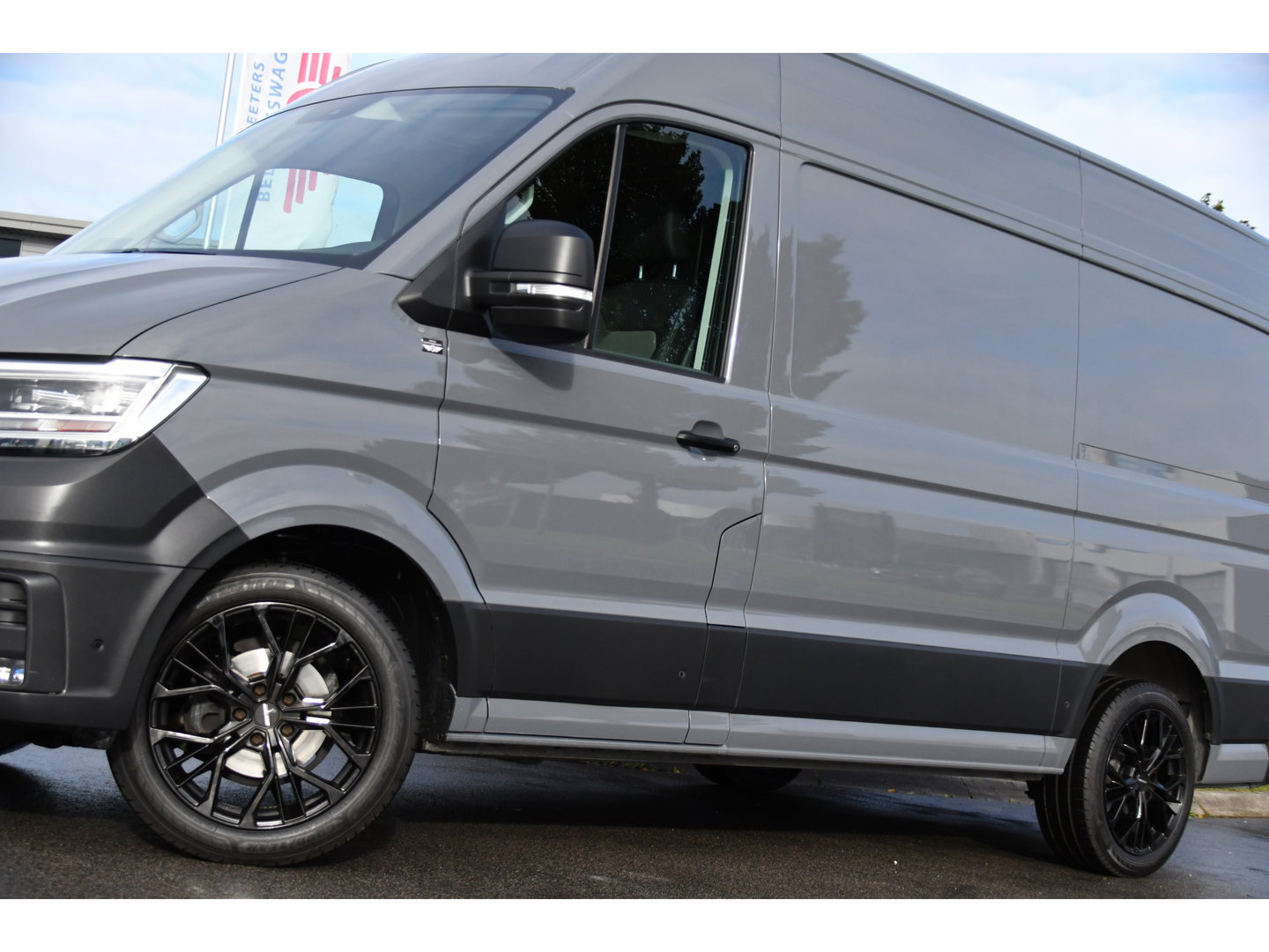 Volkswagen Crafter 35 2.0 TDI L3H3 4Motion PB Edition FULL Options! Adaptieve Cruise, Camera, LED, Carplay, 177pk, Automaat, Clima, 4x4, Stoelverwarming, Uniek!
