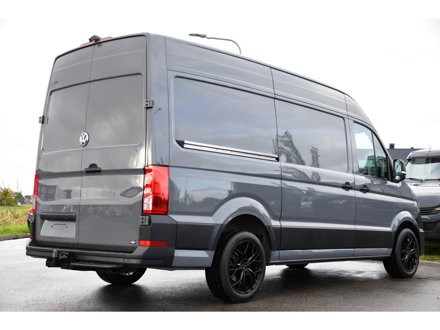 Volkswagen Crafter 35 2.0 TDI L3H3 4Motion PB Edition FULL Options! Adaptieve Cruise, Camera, LED, Carplay, 177pk, Automaat, Clima, 4x4, Stoelverwarming, Uniek!