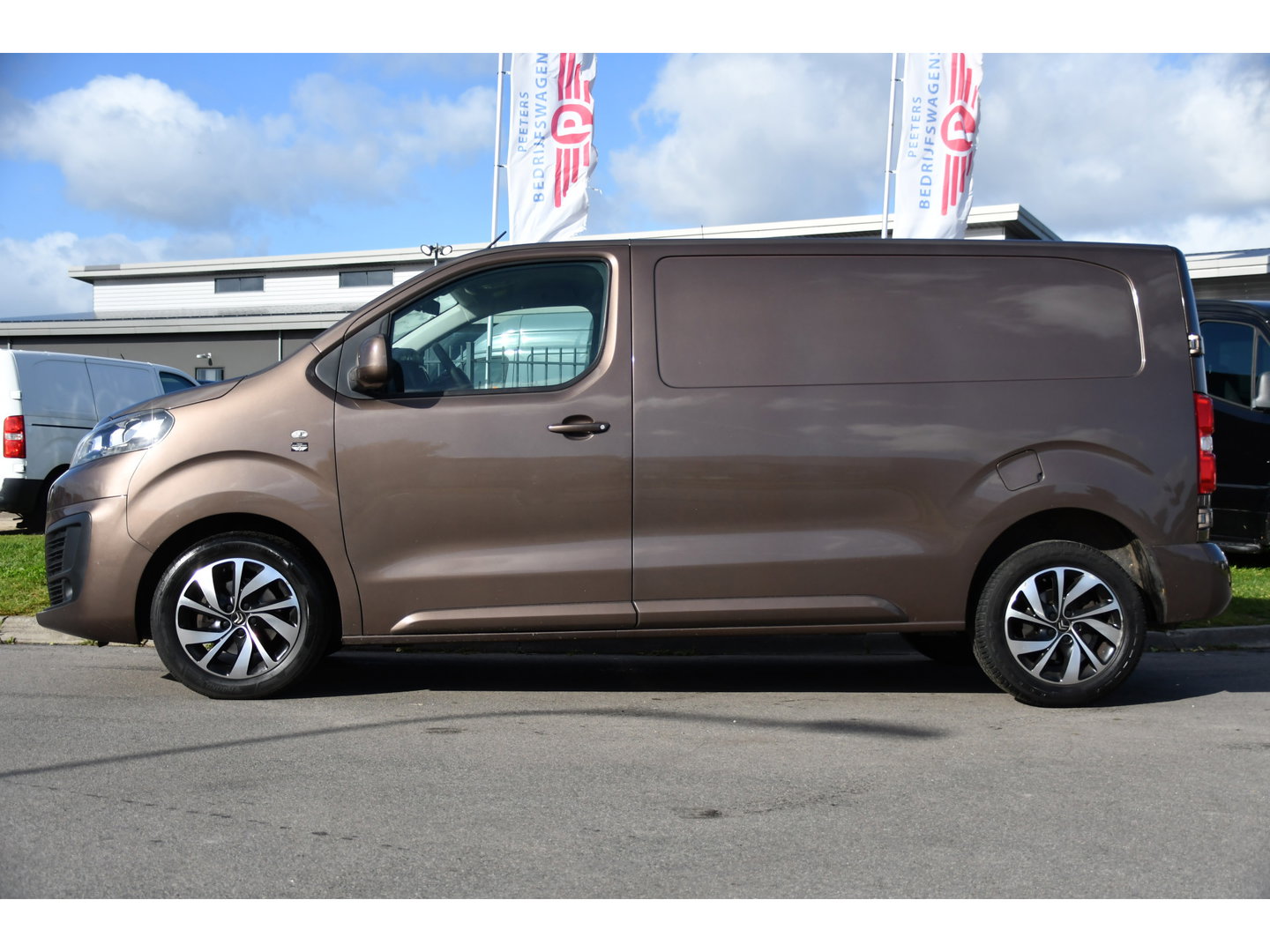 Citroën Jumpy 2.0 BlueHDI 120 L2 PB Edition Camera, Cruise, Clima, 120pk, Mulitmedia, Airco, Trekhaak, Uniek!