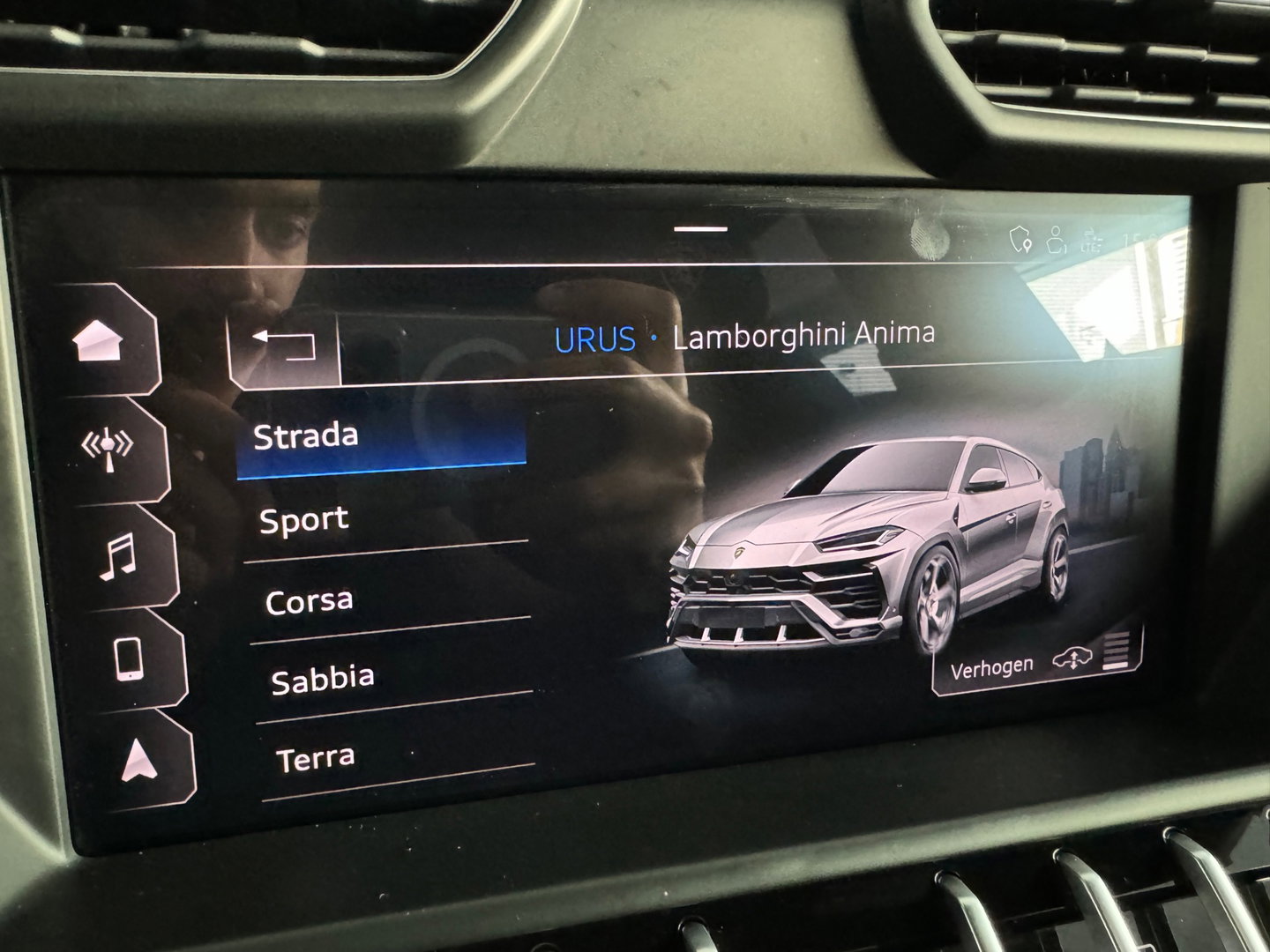 Lamborghini Urus 4.0 V8 Pano|Ceramic|Carbon|B&O 3D|Massage|Blindspot|Keyless