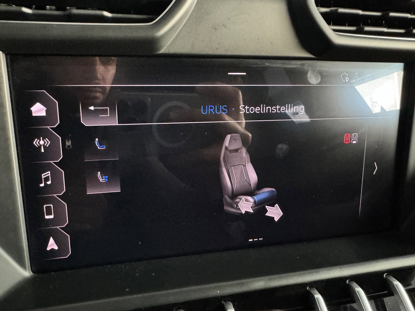 Lamborghini Urus 4.0 V8 Pano|Ceramic|Carbon|B&O 3D|Massage|Blindspot|Keyless