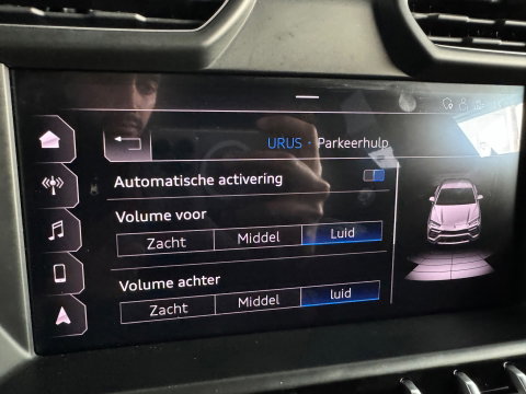Lamborghini Urus 4.0 V8 Pano|Ceramic|Carbon|B&O 3D|Massage|Blindspot|Keyless