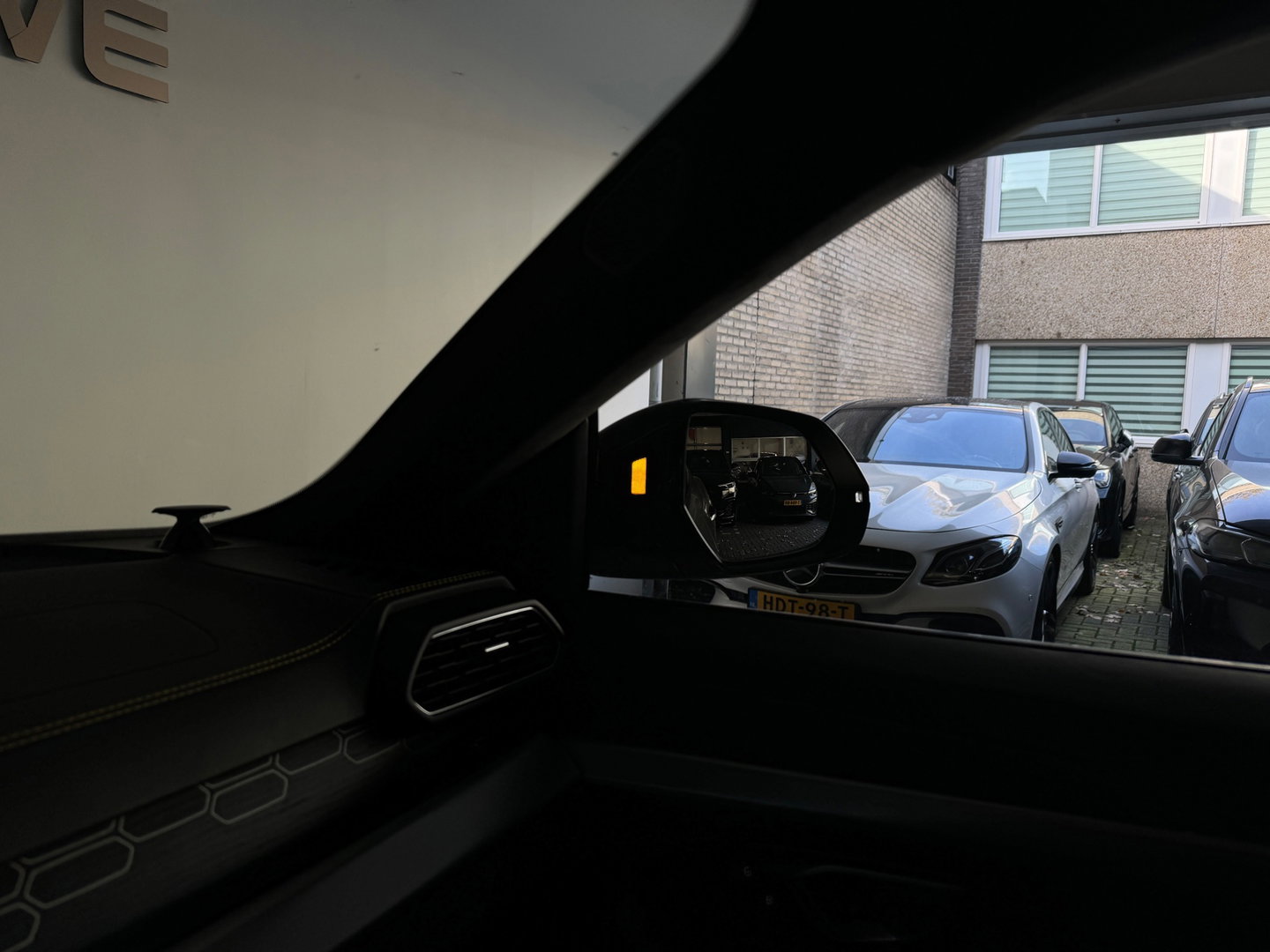 Lamborghini Urus 4.0 V8 Pano|Ceramic|Carbon|B&O 3D|Massage|Blindspot|Keyless