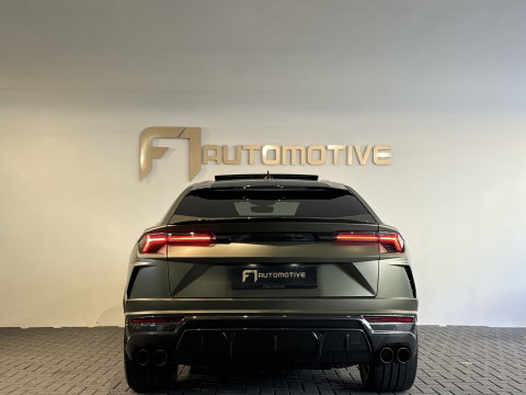 Lamborghini Urus 4.0 V8 Pano|Ceramic|Carbon|B&O 3D|Massage|Blindspot|Keyless