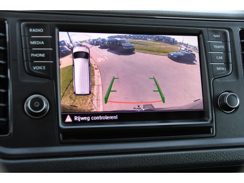 Volkswagen Crafter 35 2.0 TDI L3H3 Black Edition Camera, Cruise, Carplay, Automaat, Trekhaak, 177pk, Airco, Multimedia, Uniek!