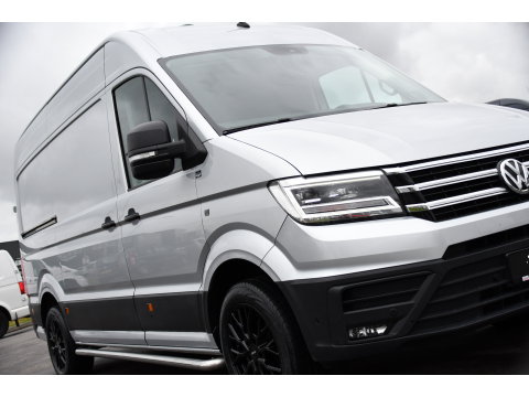 Volkswagen Crafter 35 2.0 TDI L3H3 Highline PB Edition Full Options! Adaptieve Cruise, Carplay, LED, Leder, Stoelwarming, Trekhaak, Multimedia, Uniek!