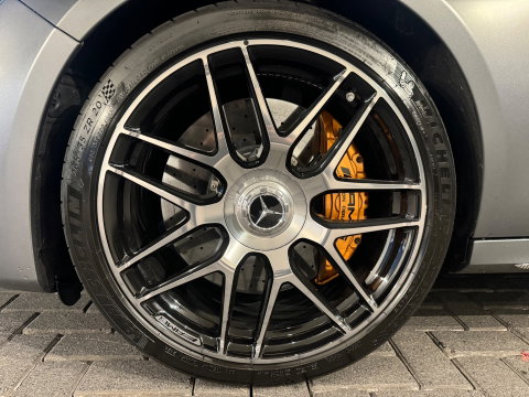 Mercedes-Benz E-Klasse AMG 63 S 4MATIC Pano|Ceramic|360c|Carbon|Keyless