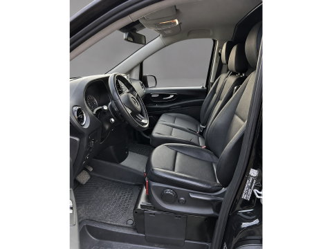 Mercedes-Benz Vito 116 CDI L2 AMG Black Edition Camera, Cruise, Carplay, LED, Multiemedia, Leder, 164pk, Automaat, Trekhaak, Uniek!