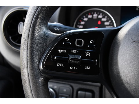 Mercedes-Benz Sprinter 319 3.0 V6 CDI L2H2 RWD AMG Edition Camera, Cruise, Carplay, 190pk, Automaat, Multimedia, LED, Stoelverwarming, Standkachel, Uniek!