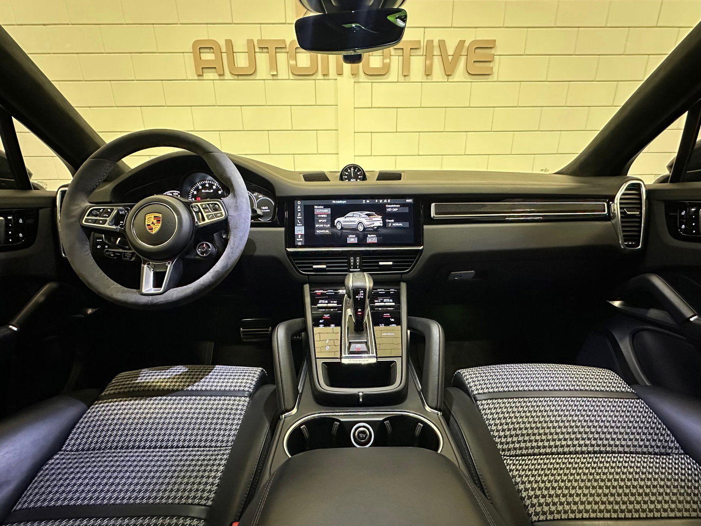 Porsche Cayenne Coupé 4.0 Turbo S E-Hybrid Carbon|Ceramic|VOL