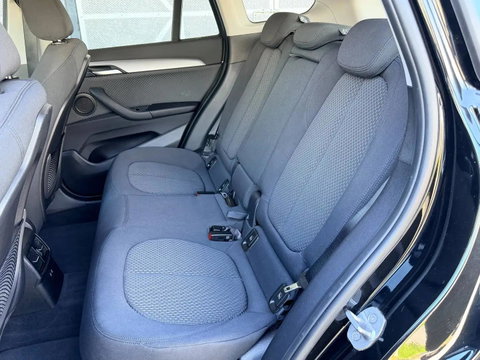 BMW X1 xDrive25e Executive TREKHAAK / CARPLAY / CAMERA / AIRCO / CRUISE CONTROLE / PHEV